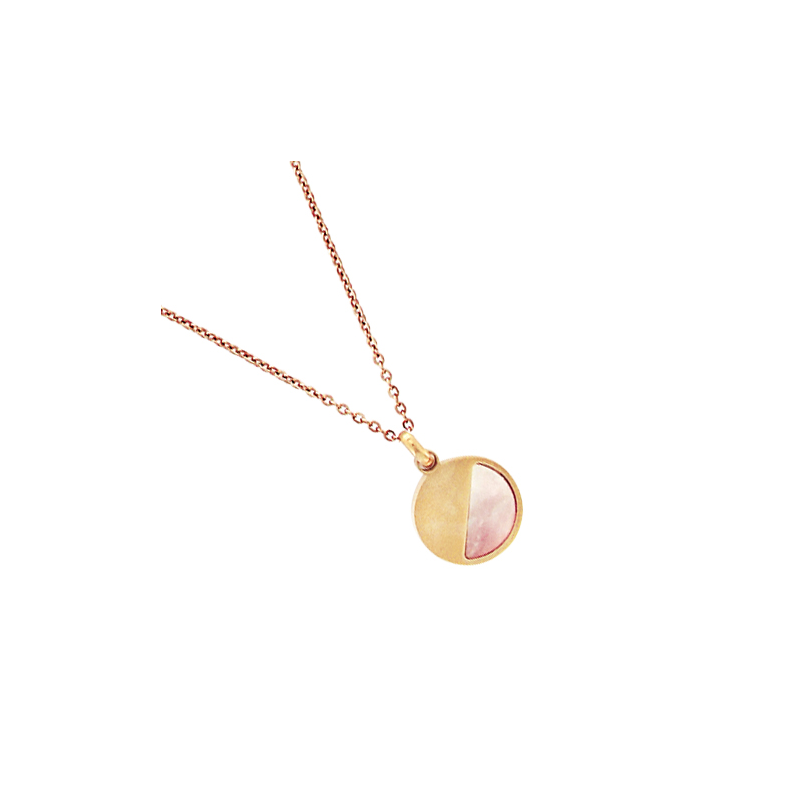 Collier en acier, pendentif démi cercle et nacre rose