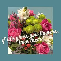Si la vie vous offre des fleurs, prenez-les !  #fleurs #roses #bijouxsf #sfbijoux #bouquetdefleurs #flowers #instaflowers
